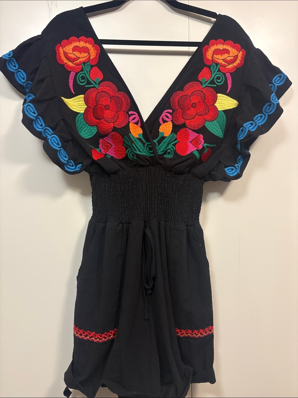 100% Cotton Black Embroidered V-Neck Floral Romper L